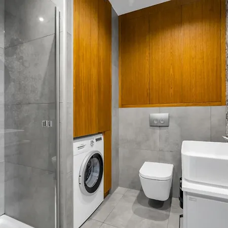 Apartment Yoursecondflat Siedmiogrodzka-grzybowska Warsaw