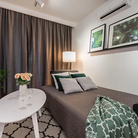 Apartment Yoursecondflat Siedmiogrodzka-grzybowska Warsaw