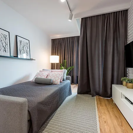 Apartment Yoursecondflat Siedmiogrodzka-grzybowska