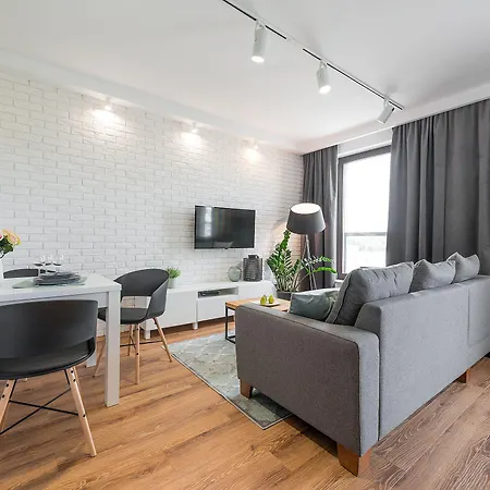 Apartment Yoursecondflat Siedmiogrodzka-grzybowska *