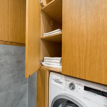 Apartment Yoursecondflat Siedmiogrodzka-grzybowska Warsaw