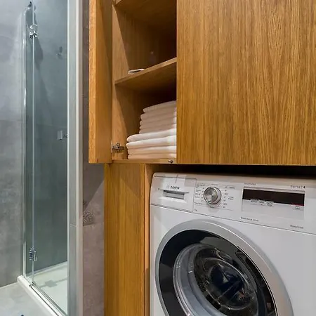 Apartment Yoursecondflat Siedmiogrodzka-grzybowska Warsaw